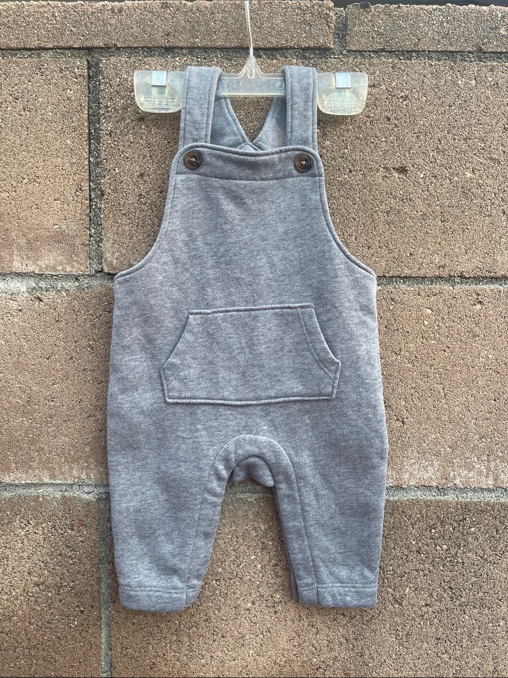 🌈 Old navy Baby Boy Girl Overalls Romper Tan Sz 0/3MPants